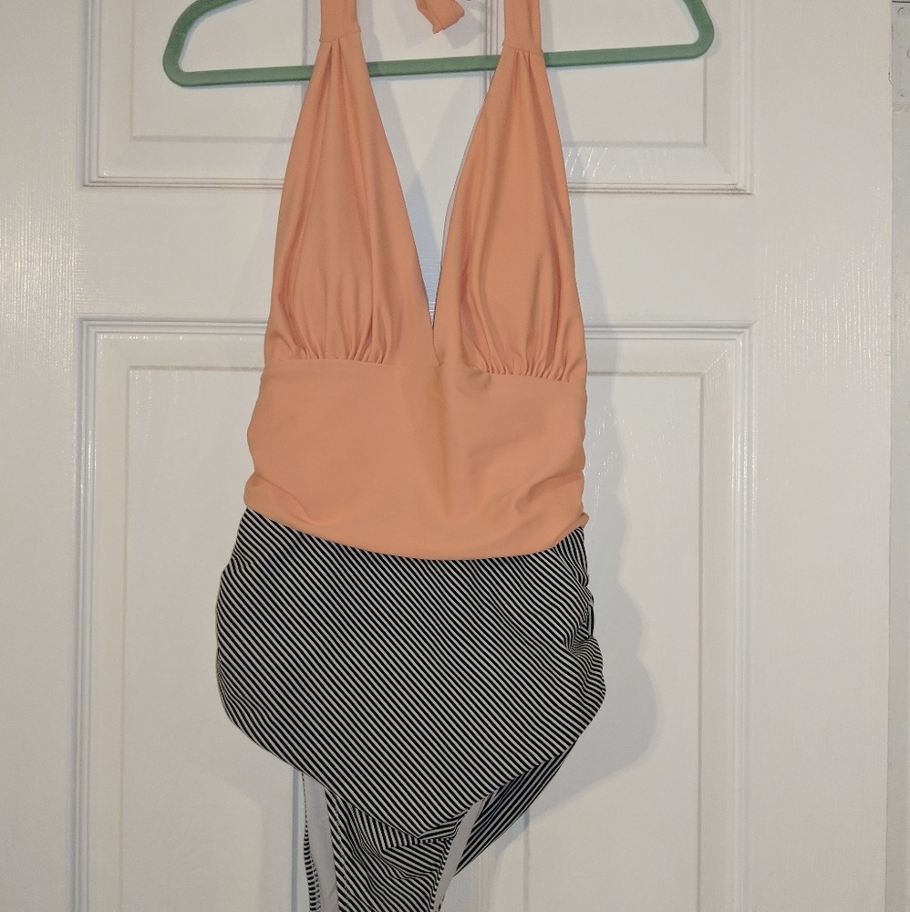 One piece swimsuit
